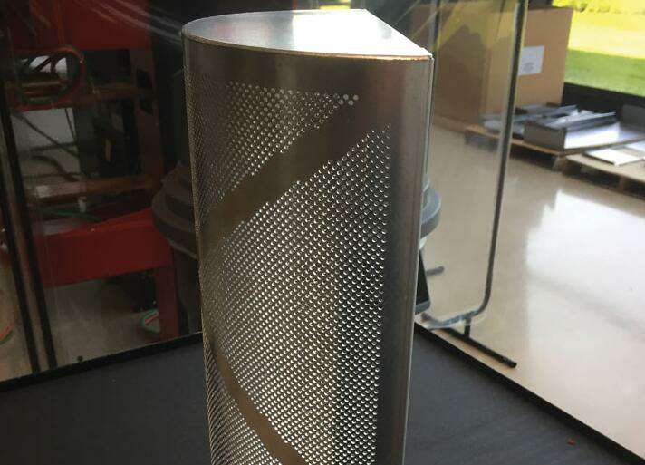 激光焊接技术随着钣金加工行业需求而高速发展-北京友安虚拟现实应用有限公司