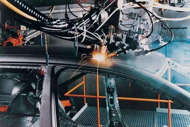 钣金加工中的激光焊接到底是什么?-北京友安虚拟现实应用有限公司 钣金加工中的激光焊接到底是什么?-北京友安虚拟现实应用有限公司